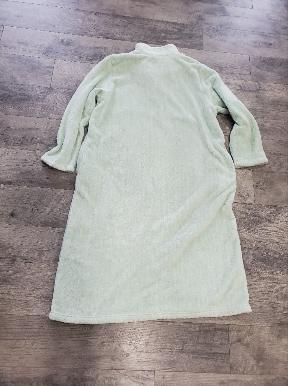 Green Fleece Zip Up Robe - Picture 5 of 5